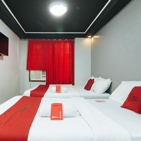 RedDoorz @ Carlvinchris Moonwalk Paranaque Paranaque City Buitenkant foto